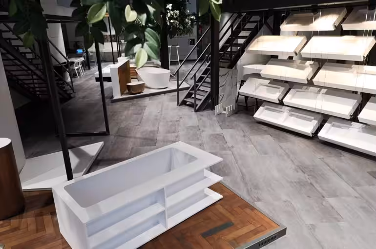 Salon stacjonarny firmy Luxum