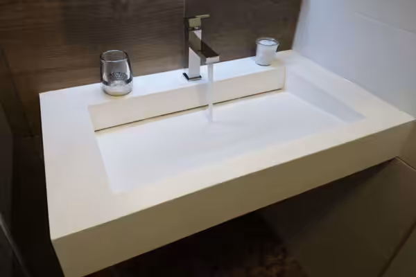 Umywalka z odpływem liniowym 90 cm / MCOLC